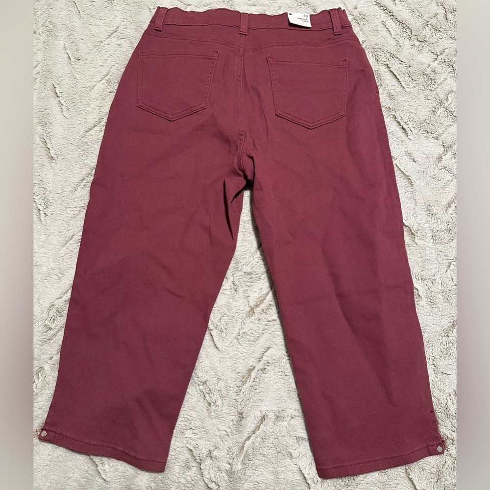 Gloria Vanderbilt Amanda Capri Pants - Picture 13 of 15